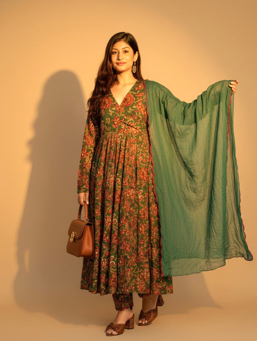 Green Floral Printed Ethnic Kurta Set with Dupatta