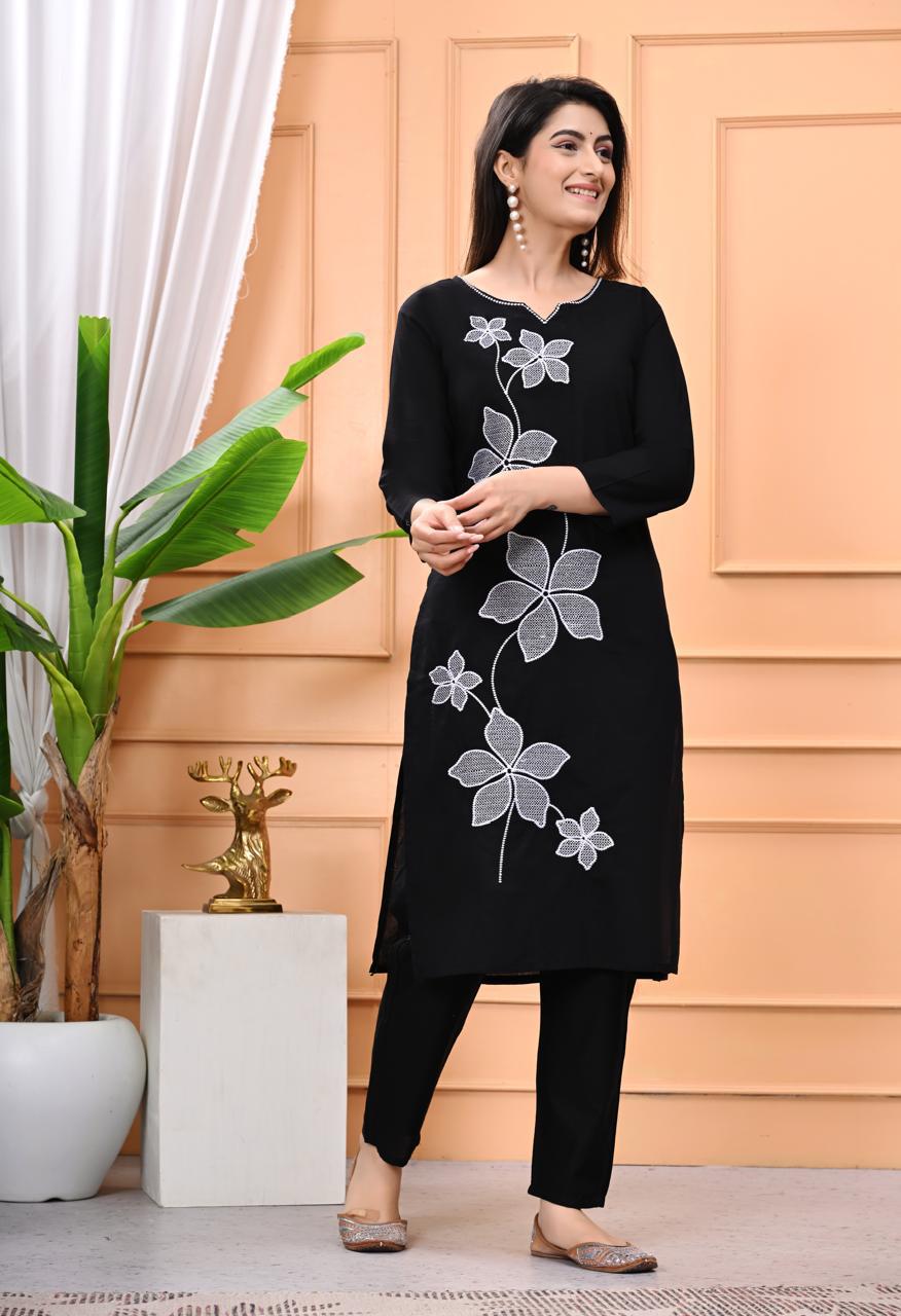 Floral Black Elegance Kurti Set