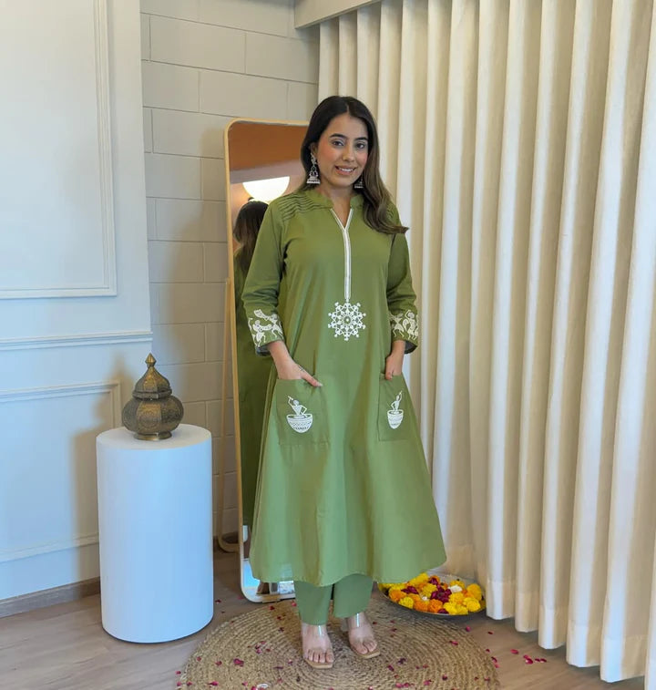 Green Cotton Flex Kurti Pant Set with Embroidery & Pintex Work