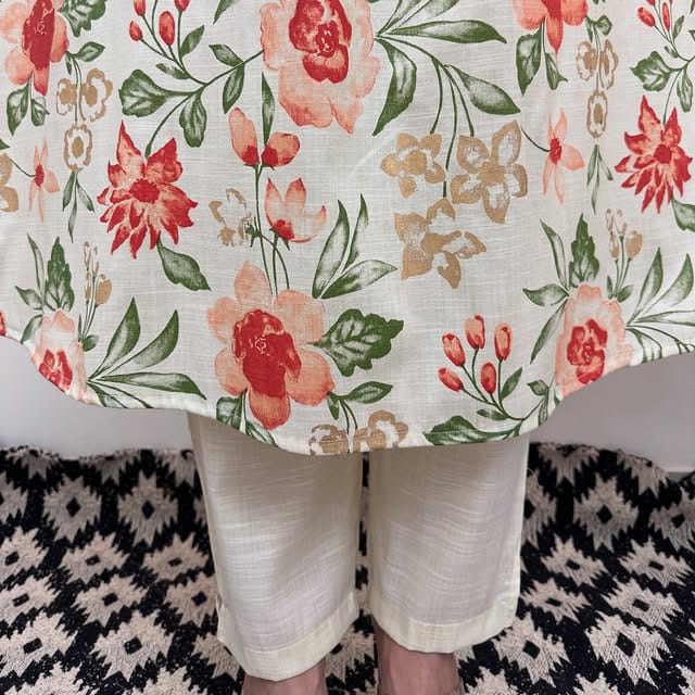 Floral Flared Kurta Set with Pocket & Katha Handwork (Cotton Slub)