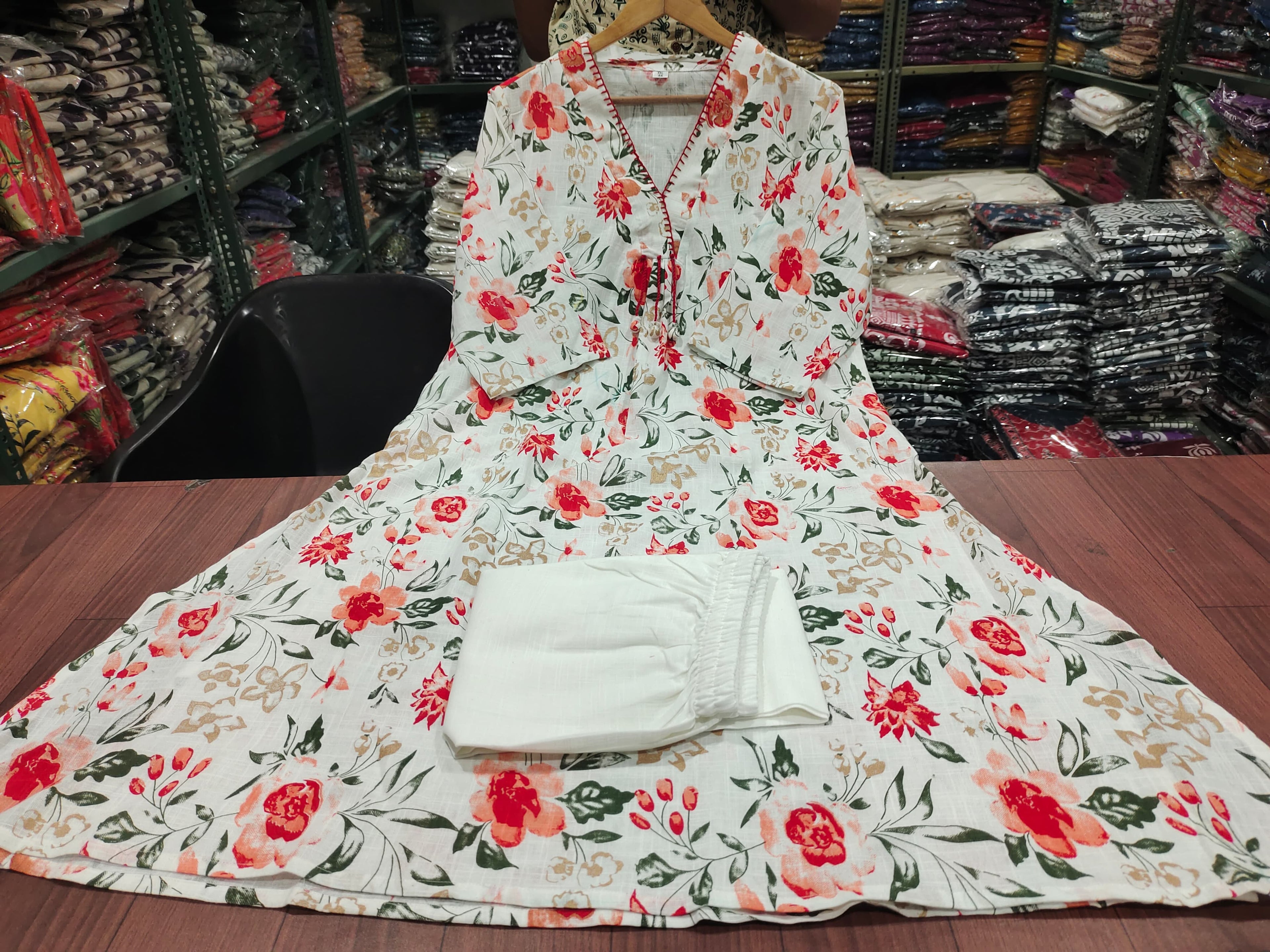 Floral Flared Kurta Set with Pocket & Katha Handwork (Cotton Slub)