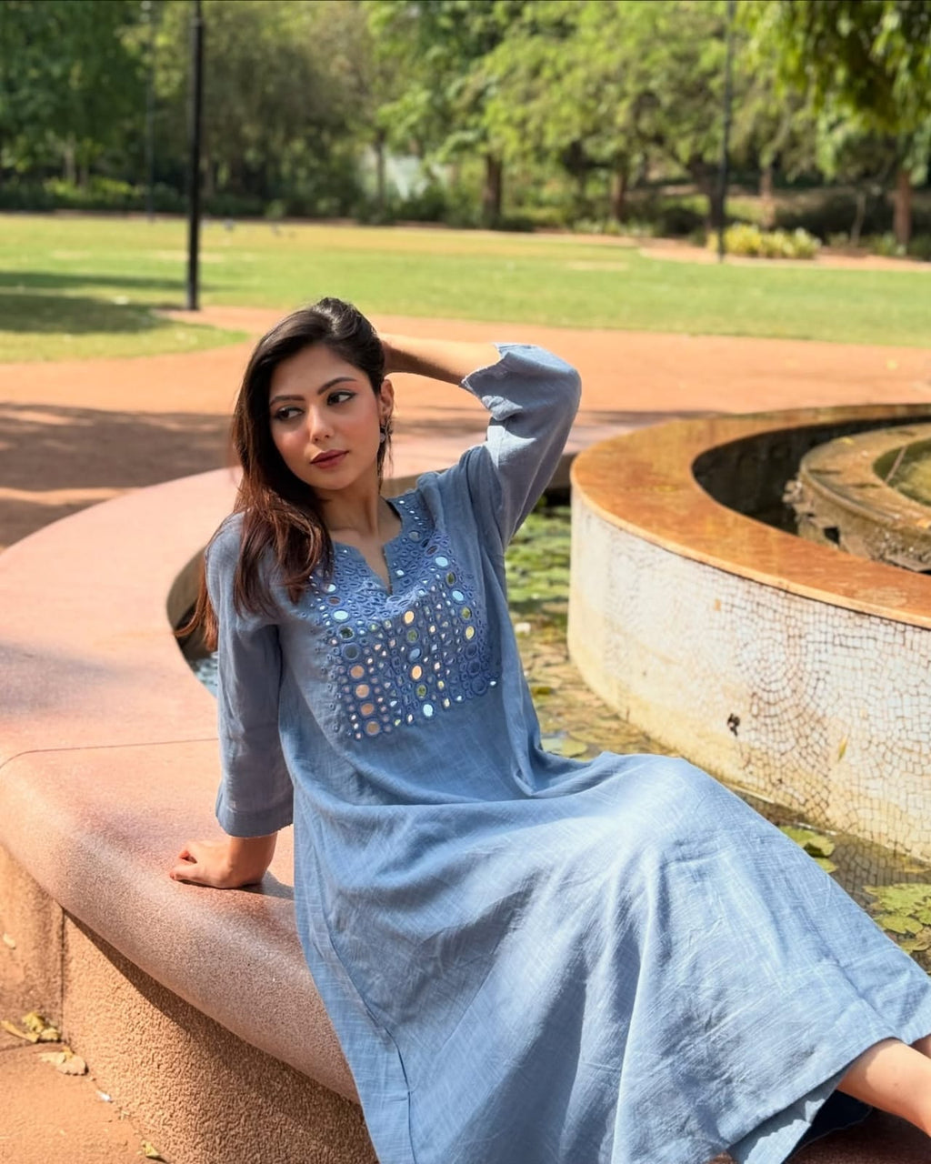 Blue Sleeveless Abhla Bharat Kurti