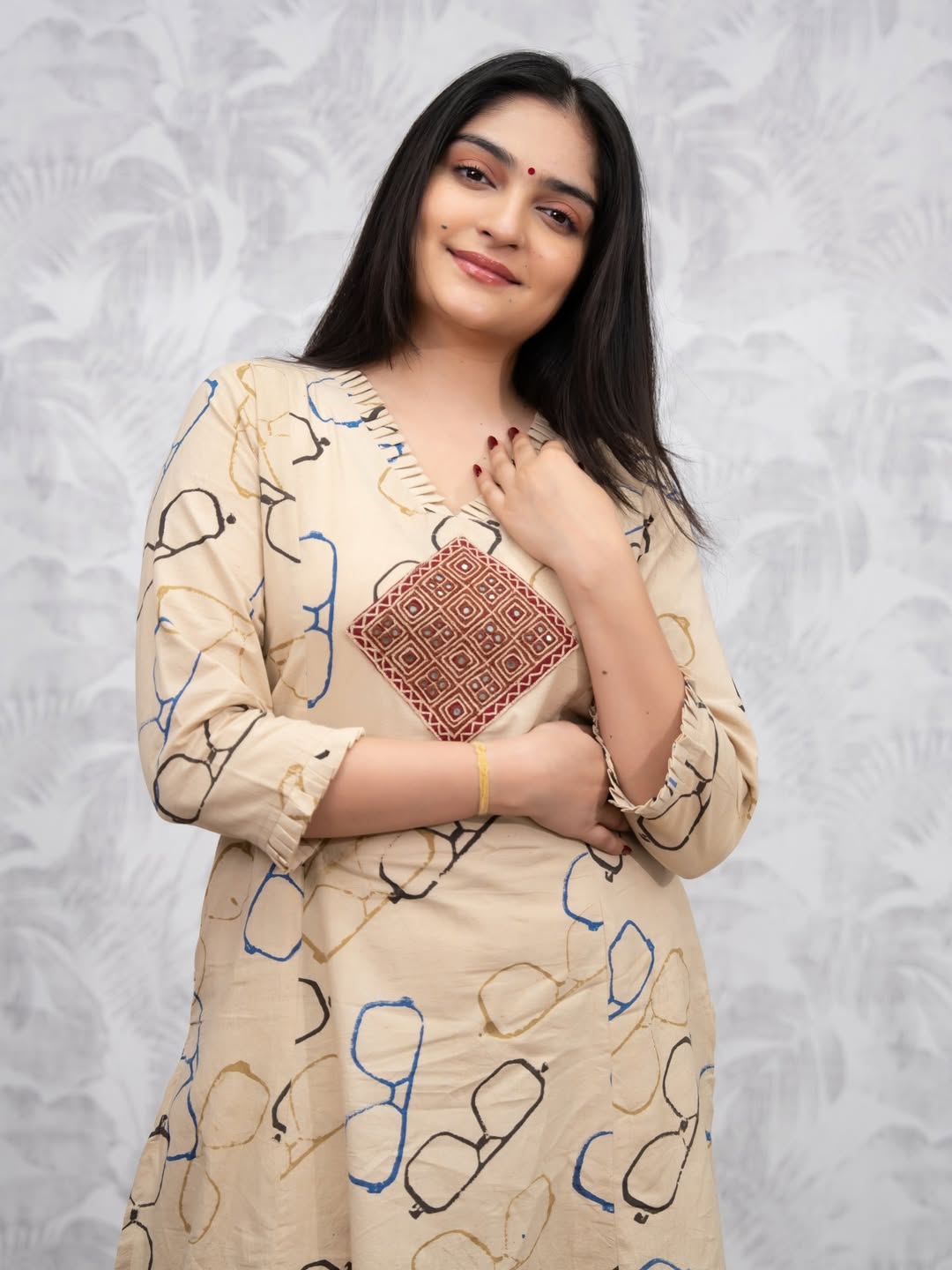 Beige Cotton Kurta Set with Spectacle Print