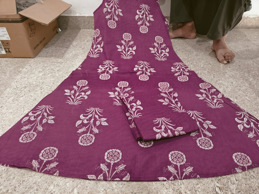 Deep Wine Sleeveless Kurta & Straight Pant Set with Floral Print