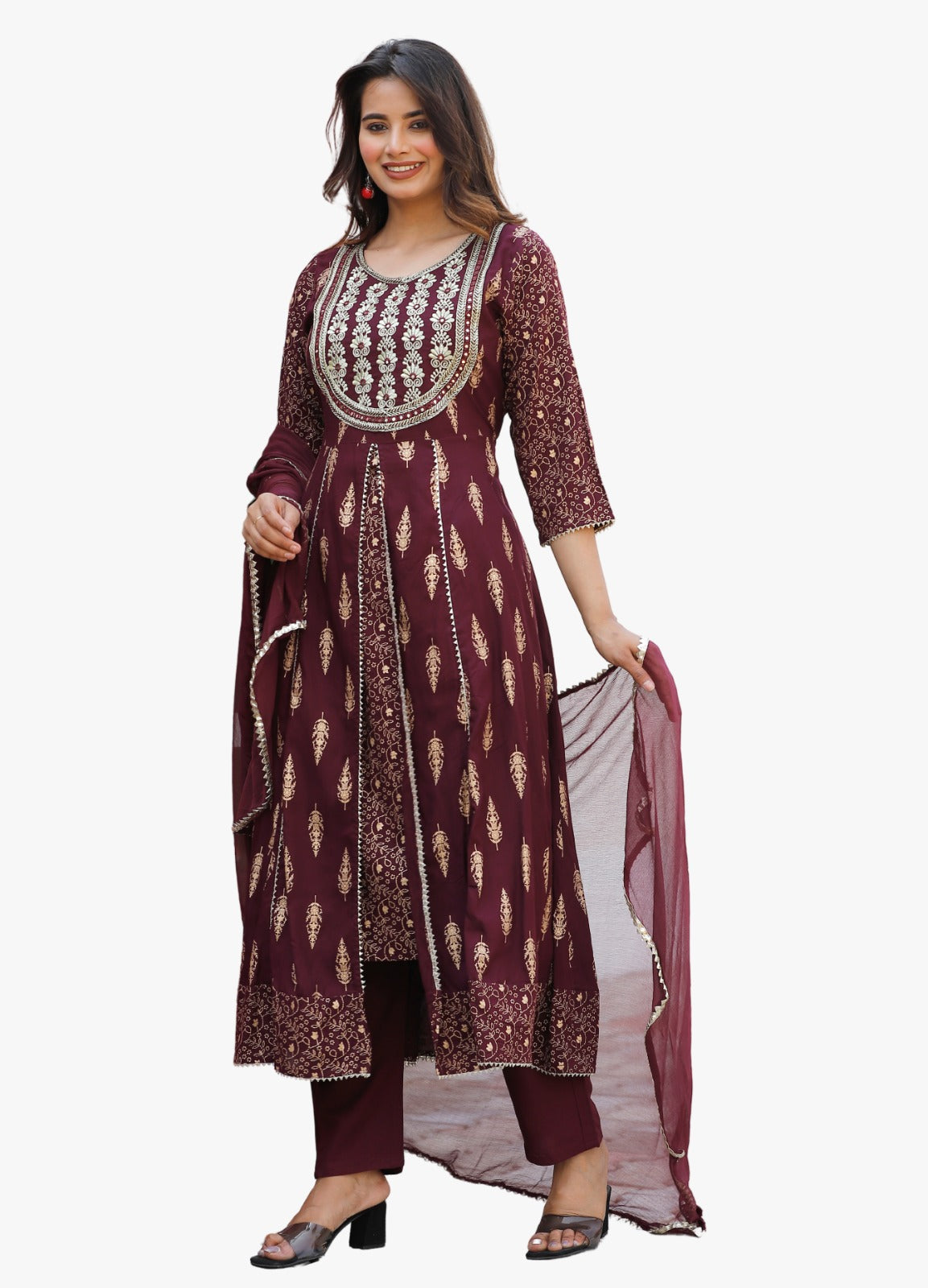 Brown embroidery 3-Piece set