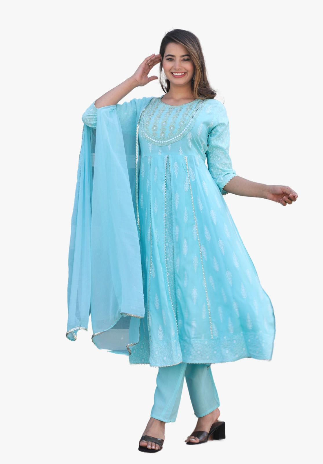 Blue embroidery 3-Piece set