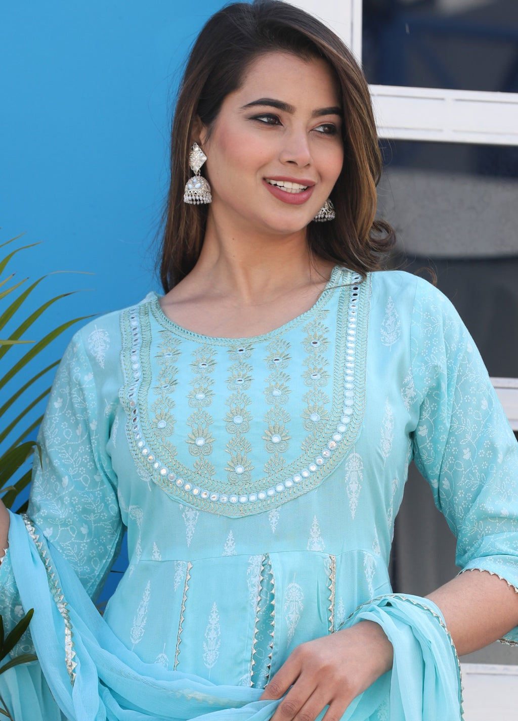 Blue embroidery 3-Piece set