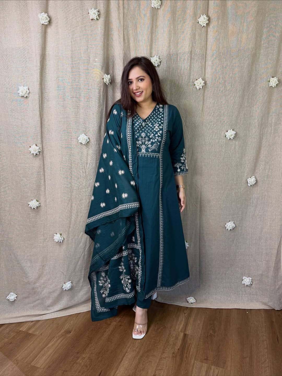 Blue Embrodery suit set