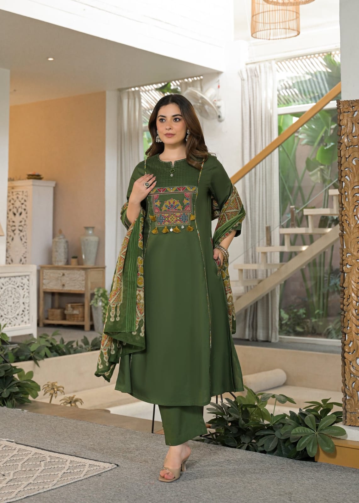 Olive Green Embroidered Kurta Set with Pen Kalamkari Printed Dupatta