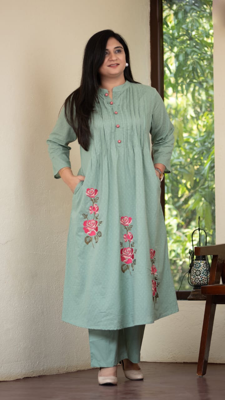 Sea green Pintuck Kurta with Floral Embroidery