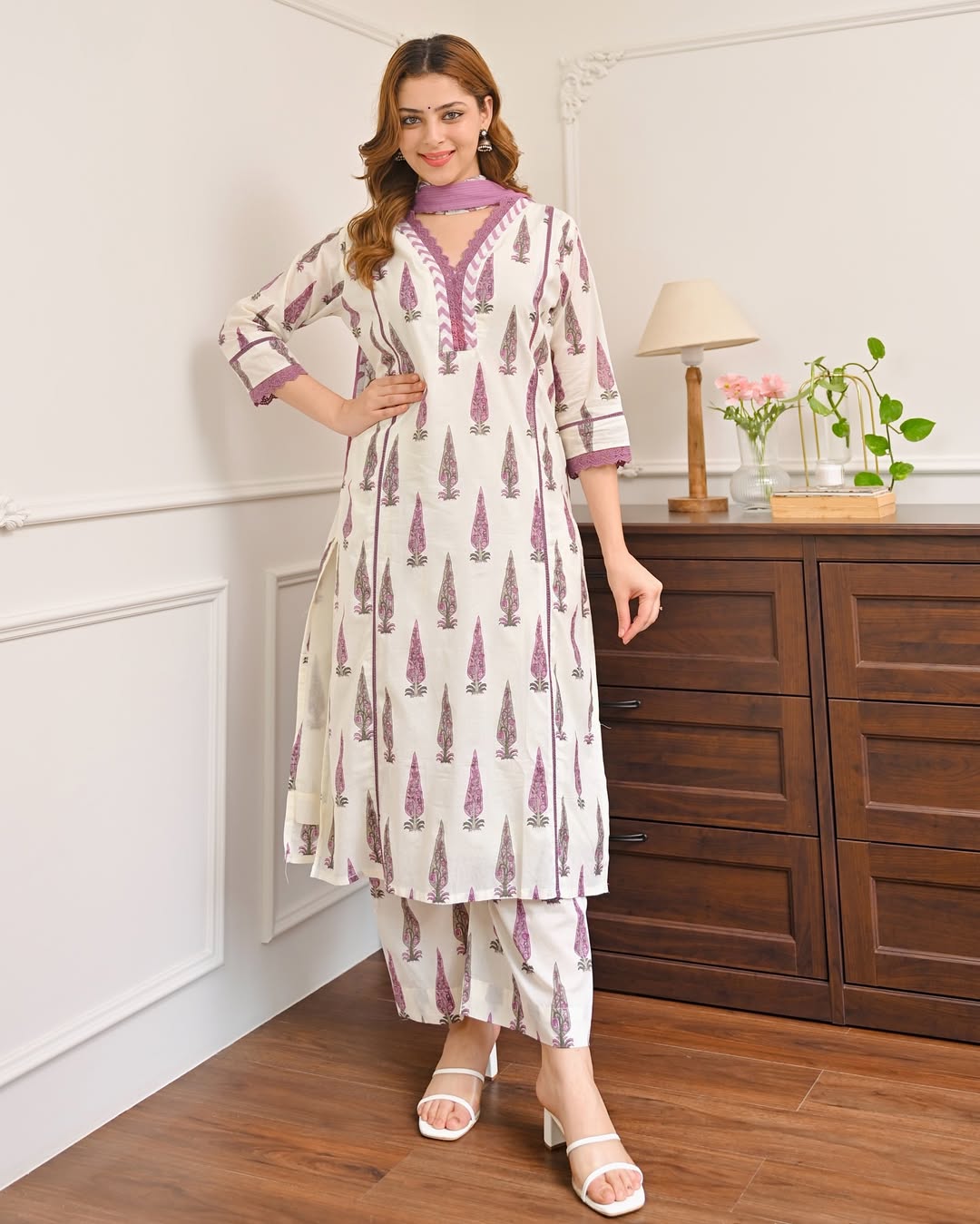 Premimum Cotton Kurta set with purple design